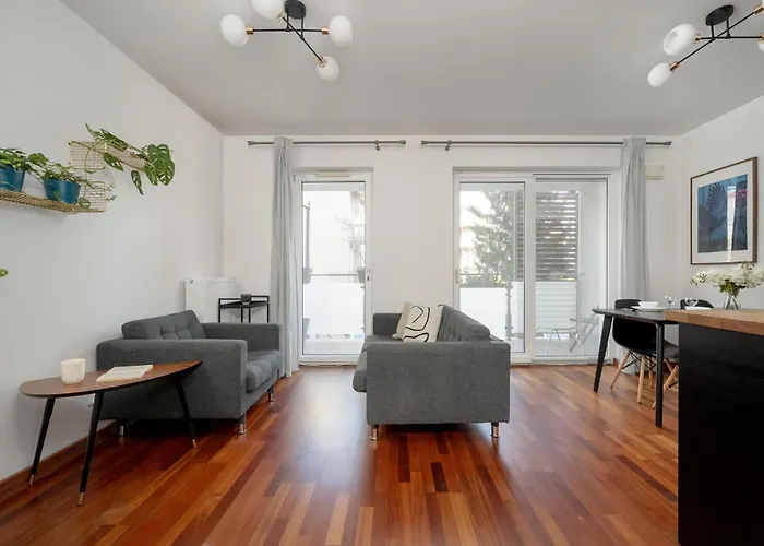 Black And Brown With Free Parking And Furnished Balcony In By Renters Apartment Wroclaw